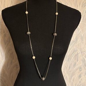 Vintage Avon Silver Tone Faux Pearl & Ornate Beaded Necklace 36”